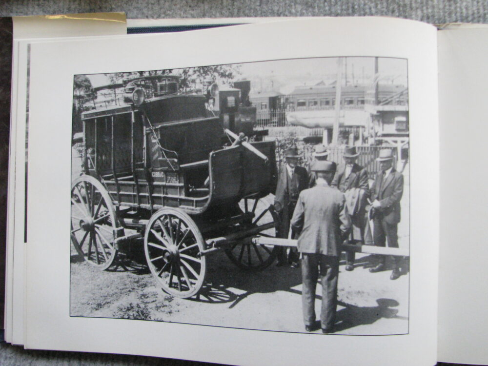 Horsedrawn Vehicles of New Zealand, Vera Hawke and Amy Scott - Image 11